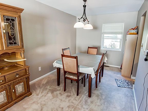 4th image of 307 Merravay Dr