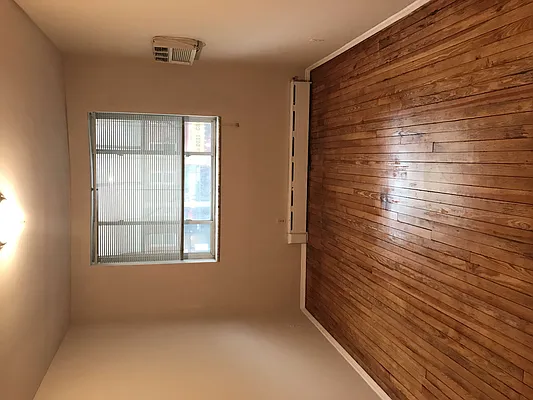 Rented by Amorelli Realty | media 19