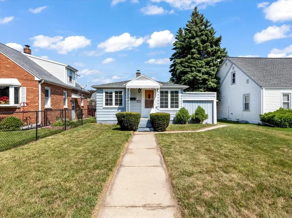 3674 South 35th STREET, Greenfield, WI 53221