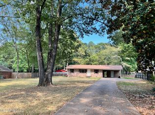 520 Richland Cir, Richland, MS 39218