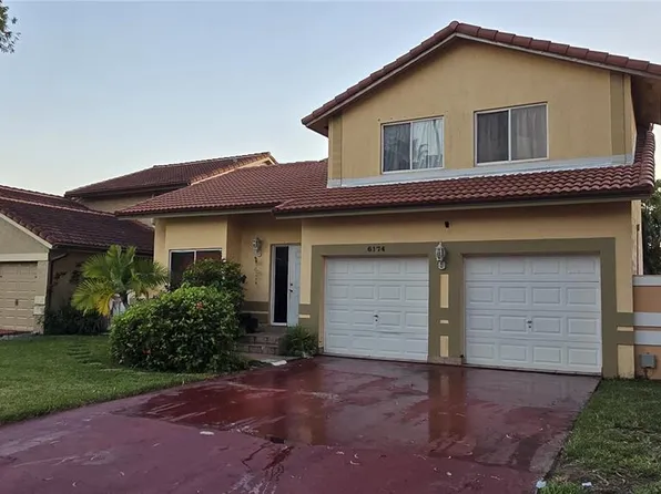 6174 NW 183rd Ln, Hialeah, FL 33015