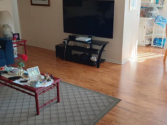 4th image of 3100 Springdale Boulevard #317