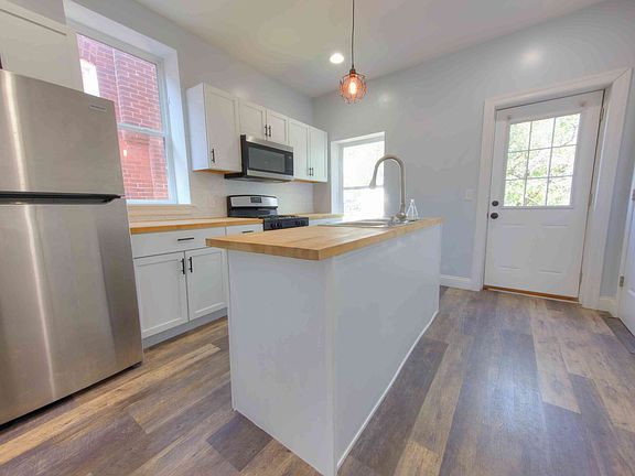 2nd image of 4145-47 Humphrey St #2F