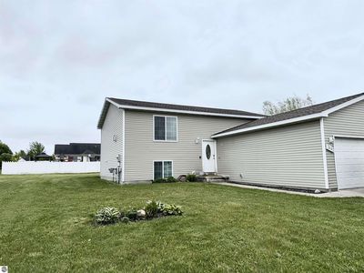2442 Joseph Dr, Mount Pleasant, MI, 48858