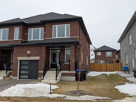 2nd image of 31 Lisa St