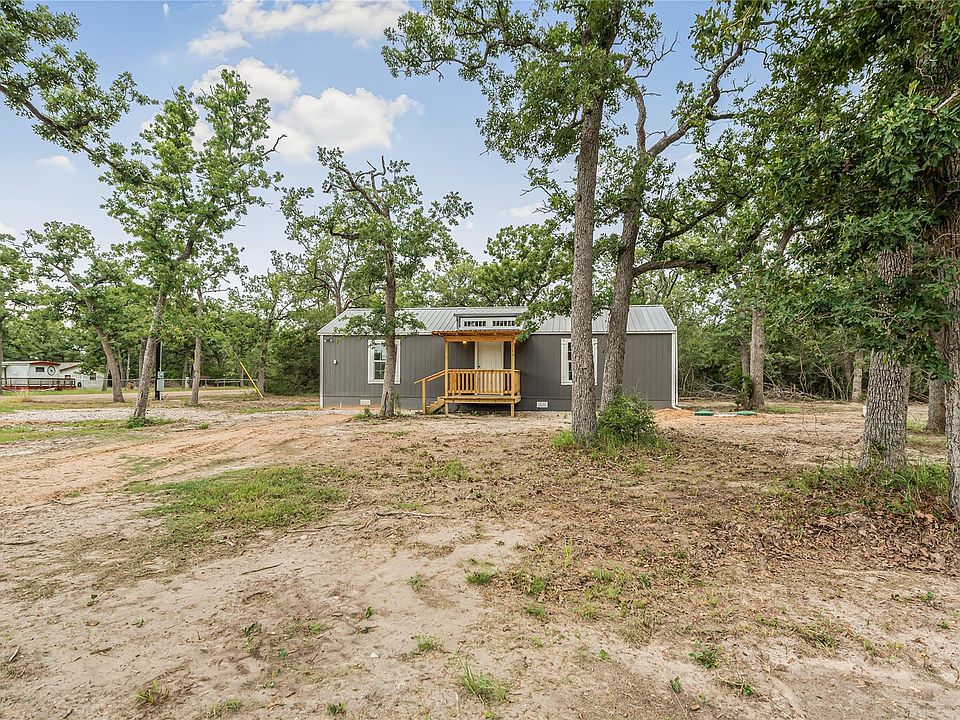 1st image of 405 Wilderness Rd