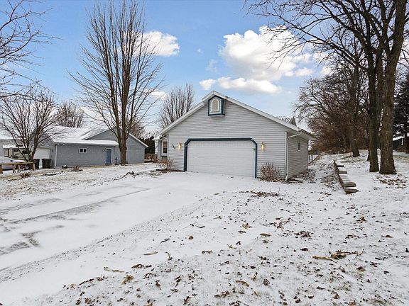4th image of 139 Campion Dr