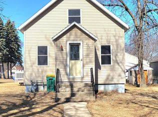 204 W 5th Ave, Lakefield, MN 56150