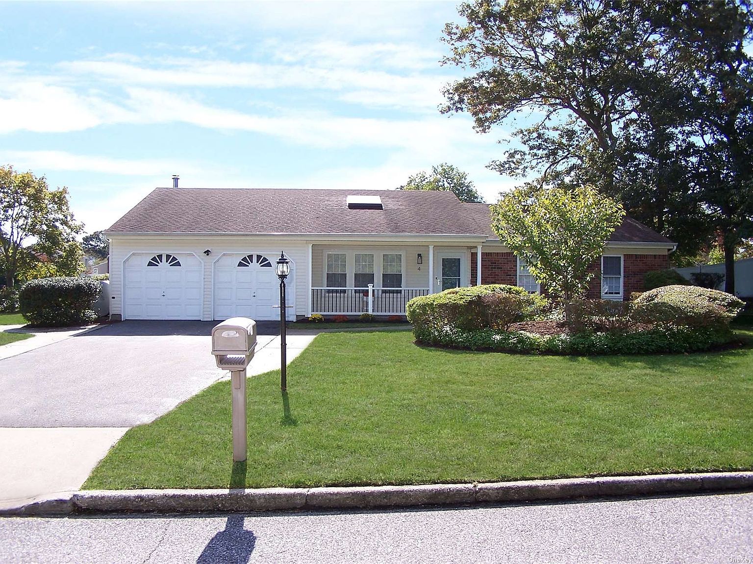 4 4th Street, Farmingville, NY 11738 Zillow