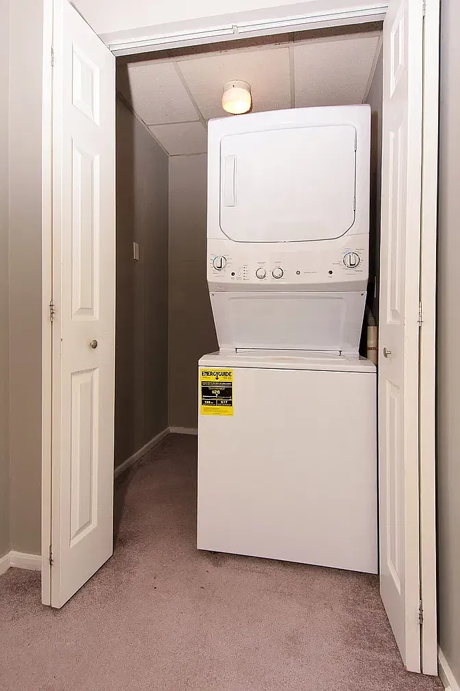2 bed, 813 sqft, $2,500 — Photo 4