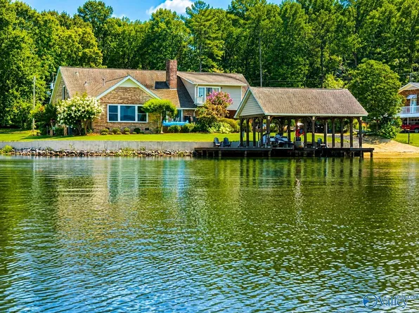 147 Lakewood Dr, Gadsden, AL 35901