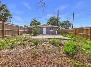 605 S Disston Ave #1/2, Tarpon Springs, FL 34689