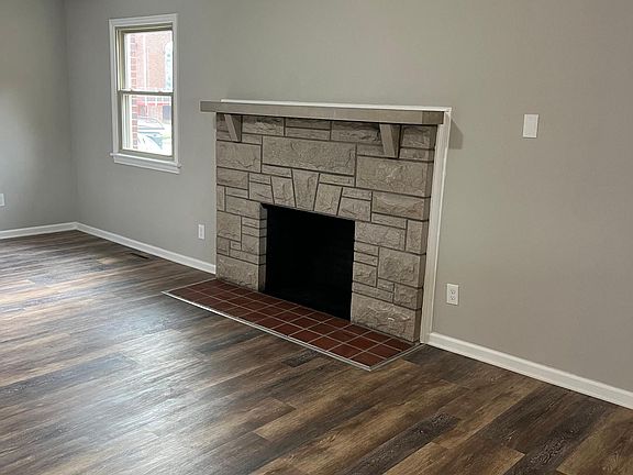 4th image of 327 E Grandview Ave