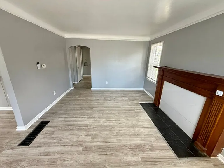 10629 Nottingham Rd — Photo 10