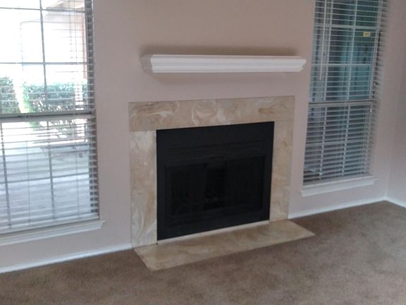 4th image of 1413 Meadowood Village Dr