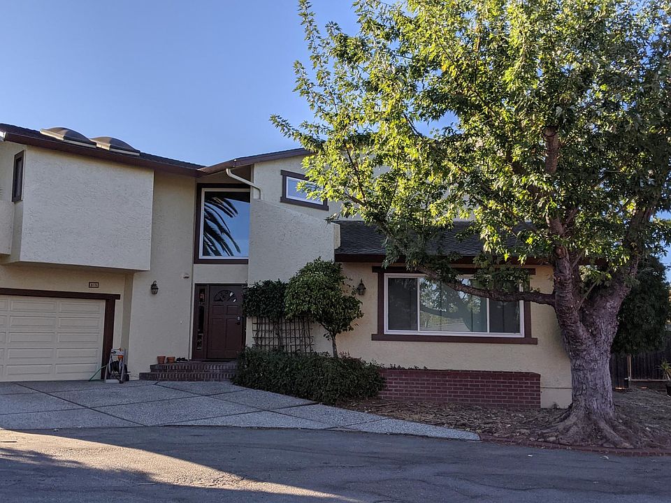 1st image of 35 Landa Ln