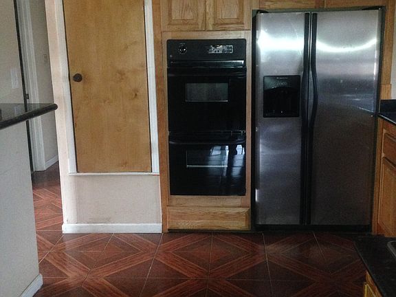 5th image of 7512 Stonewood St