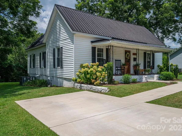 622 Grier St, Lincolnton, NC 28092
