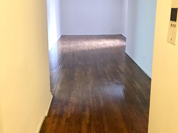 2nd image of 14333 Sanford Ave APT C29