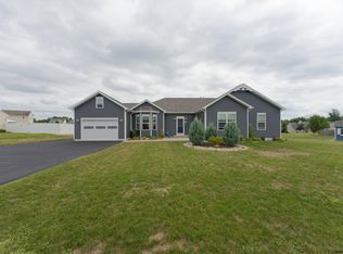 6 Yorktown Ln, Stillwater, NY 12170
