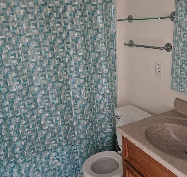 905 E Swallow Rd #4 — Photo 7