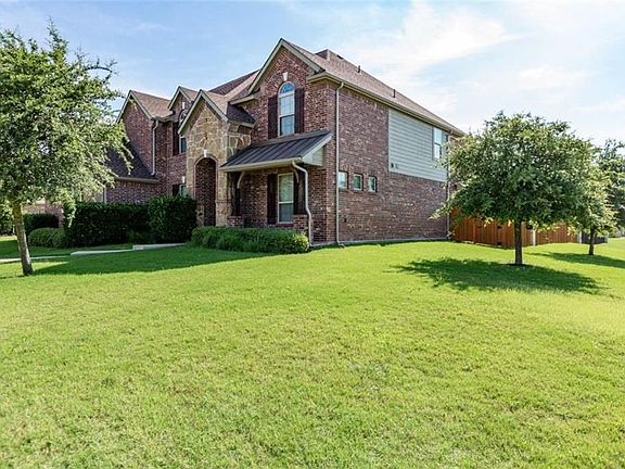 4th image of 3225 Burnet Cir