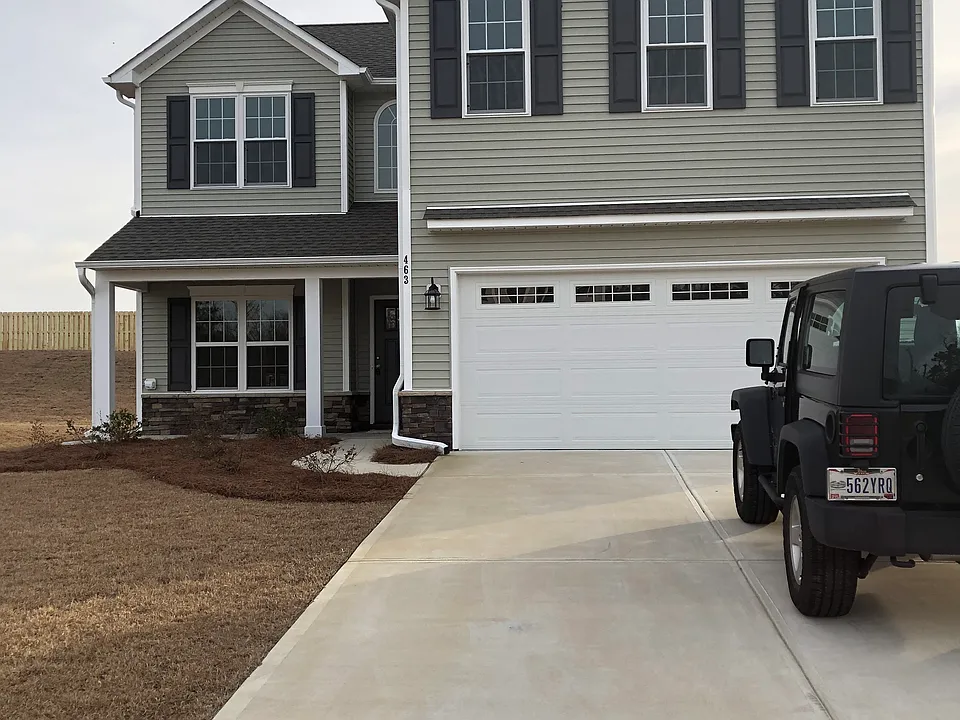463 Avendale Dr