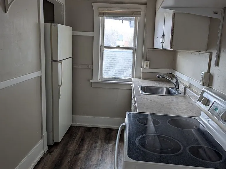 1229 Peck St — Photo 10