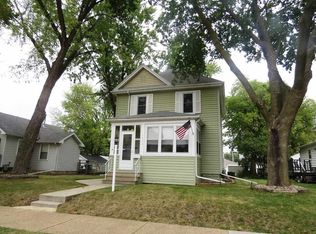 1215 Forest Ave, Waterloo, IA 50702