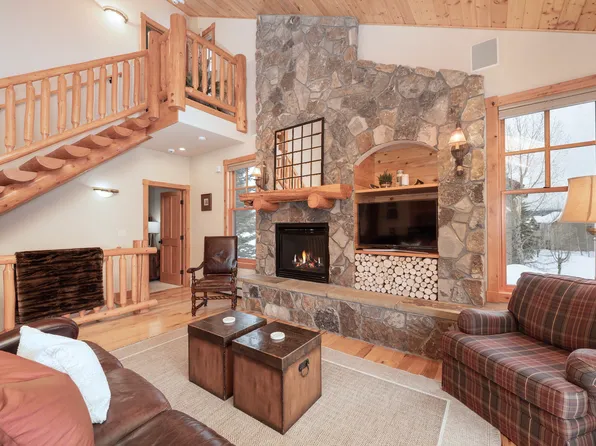 505 N Lupine Ln, Fraser, CO 80442