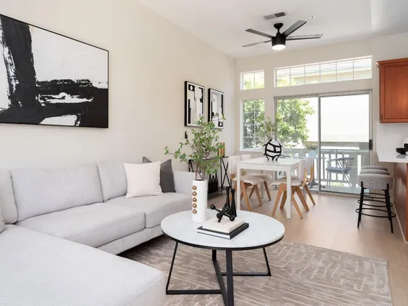 979 Pinto Palm Ter APT 45, Sunnyvale, CA 94087