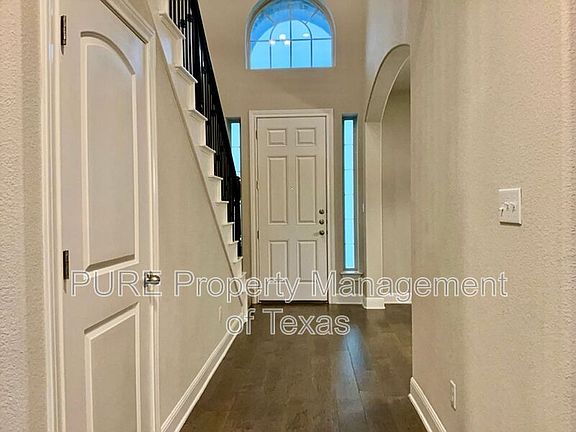 3rd image of 2731 Enza Ct