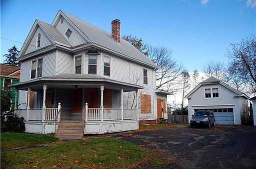 2nd image of 341 Center St
