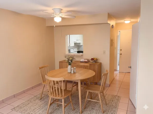 13695 NE 3rd Ct #C05, Miami, FL 33161