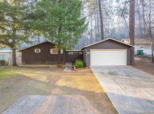 20716 Mammoth Dr, Lakehead, CA 96051