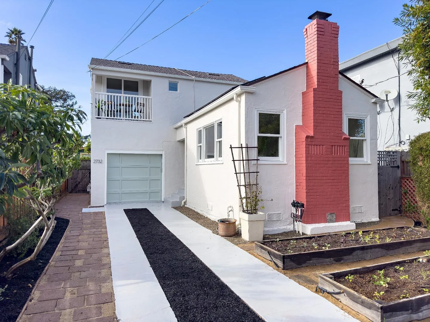 2732 California St photo 1