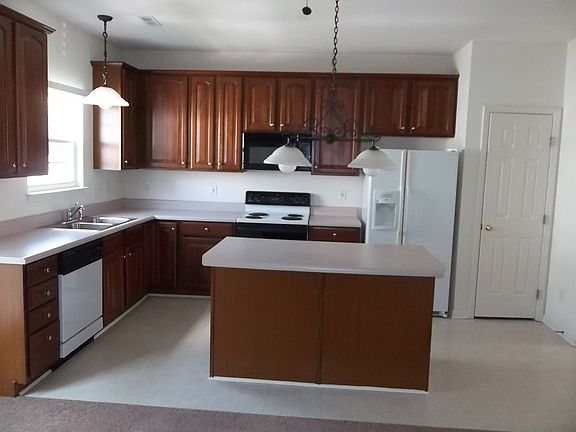 4th image of 12349 Verdant Ct