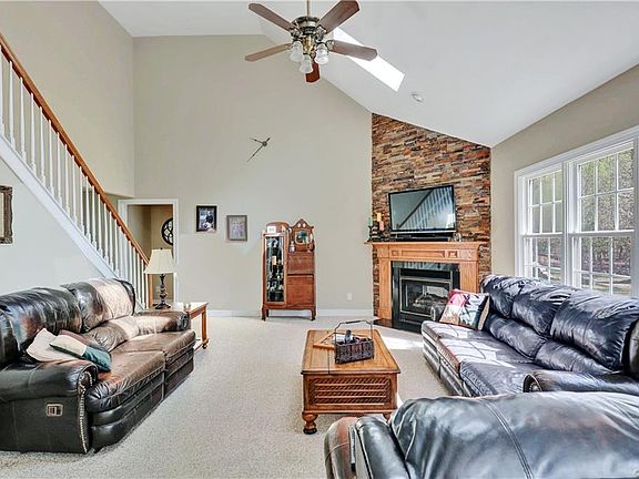 3rd image of 1664 Wildwood Shores Dr