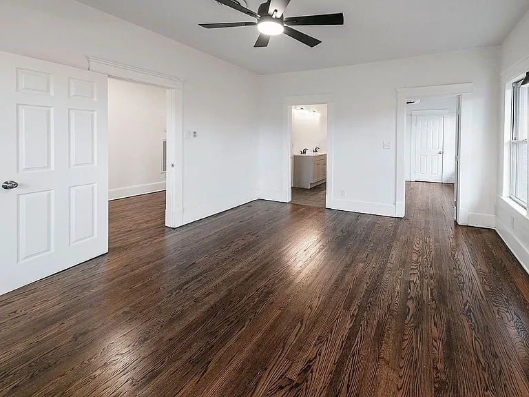 104 E Glenwood Ave — Photo 34