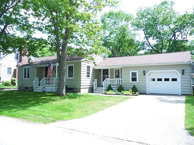 1st image of 3 Wildwood Ave