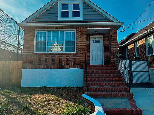 15816 99th St, Jamaica, NY 11414