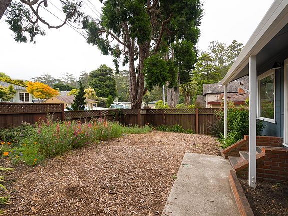4th image of 140 Bonita Ave