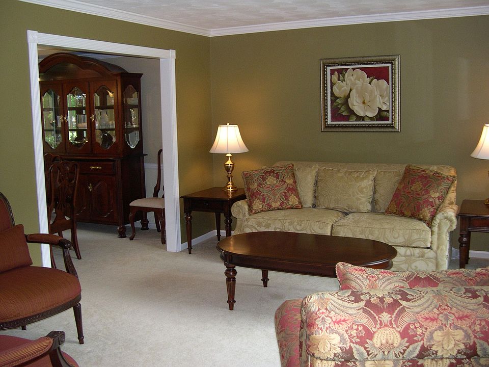 Formal living room