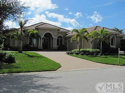 1st image of 6860 Lakewood Isle Dr
