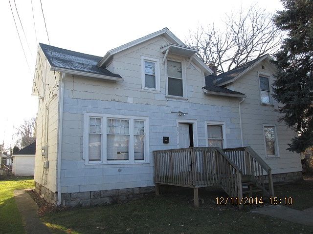 1st image of 852 1st St NW #1