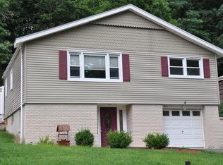 554 Atlas Rd, Landing, NJ 07850