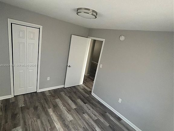 5th image of 161 NW 15th St #6