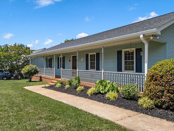 5th image of 138 Parris Ridge Dr