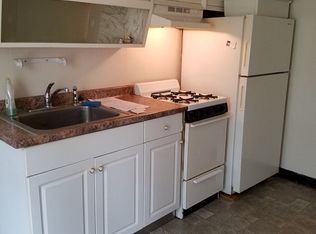 3 Warren St APT 5, Stoneham, MA 02180