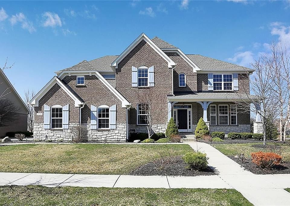 1st image of 2534 Heathermoor Park Dr S